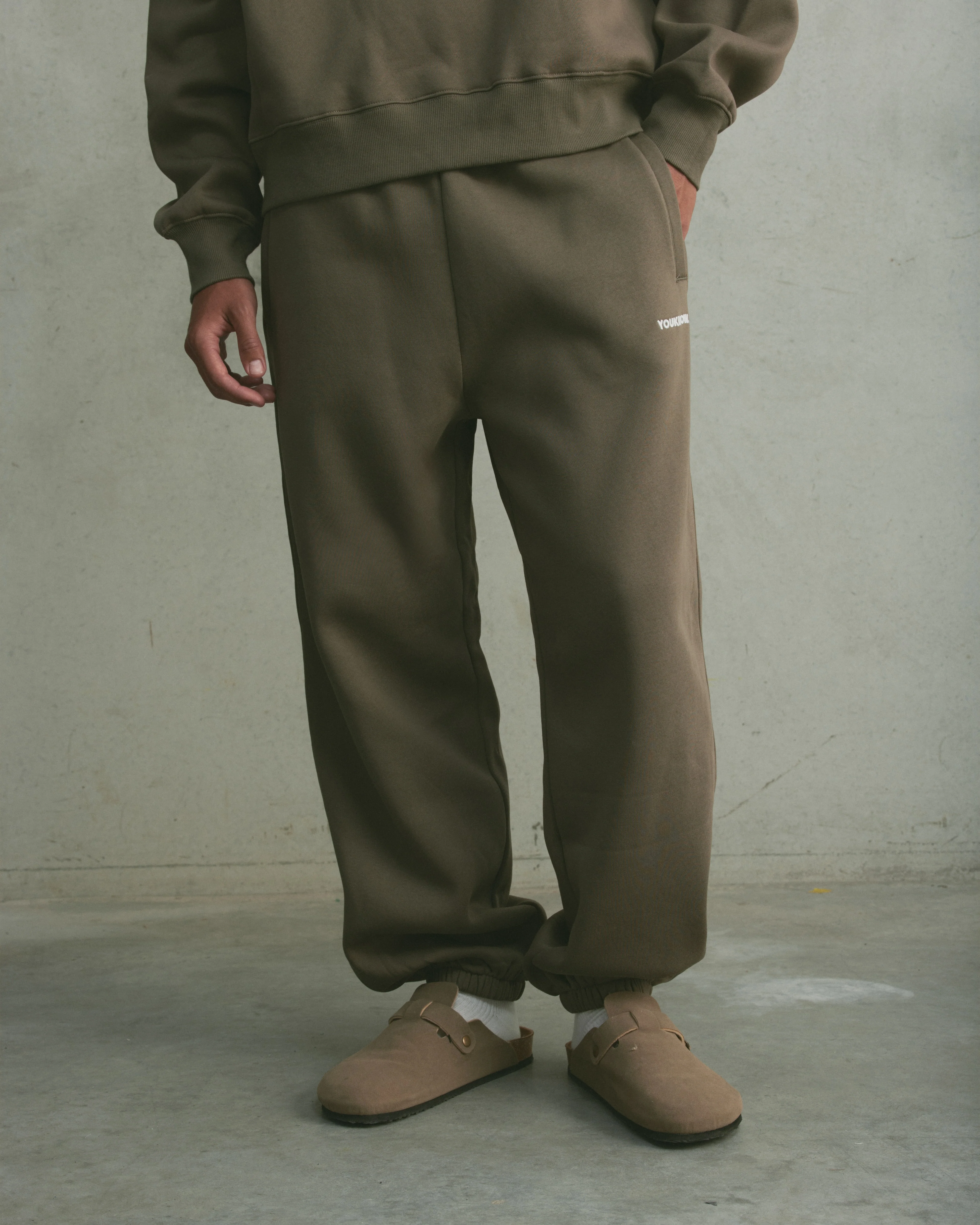 Core Cuffed Sweatpants | Seaweed - Image 4