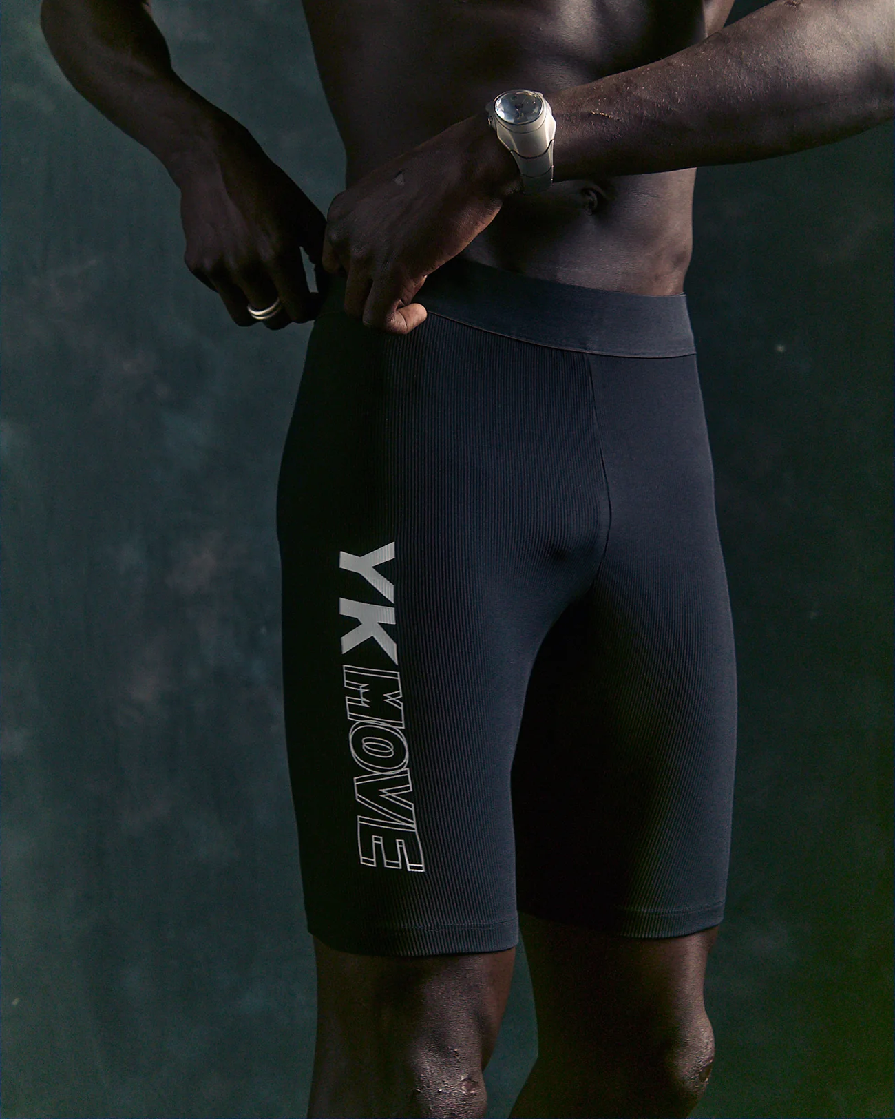 YK Move Journey Half Tight | Black - Image 3