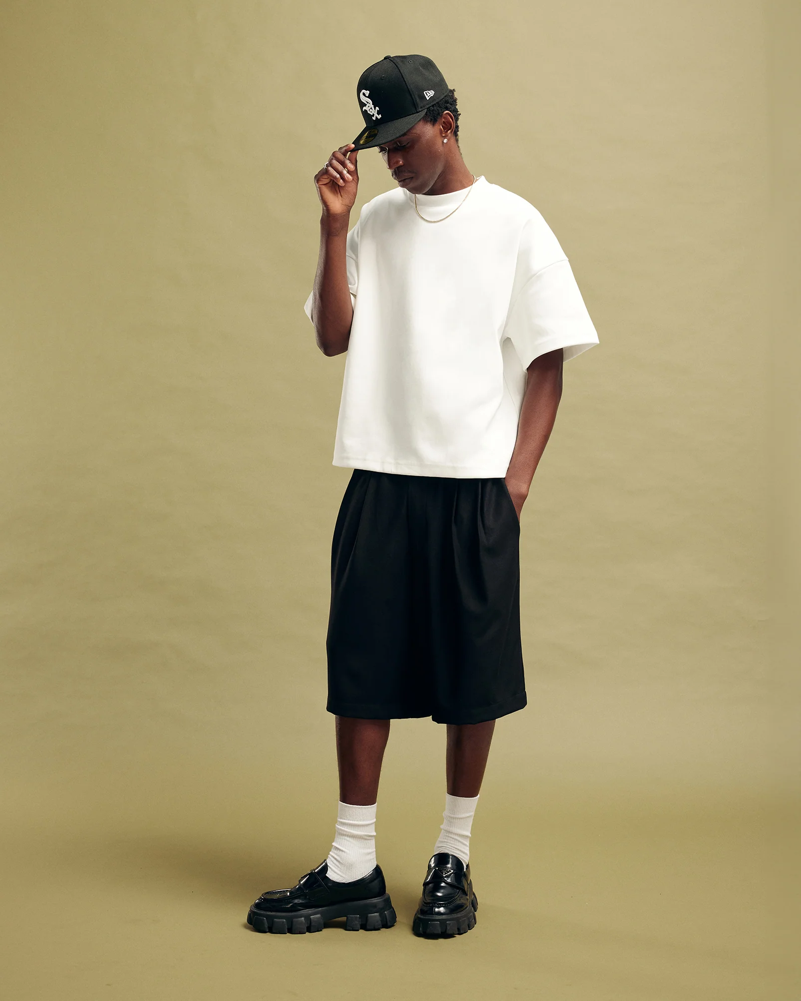 Nothing Pleated Shorts | Tar - Image 8