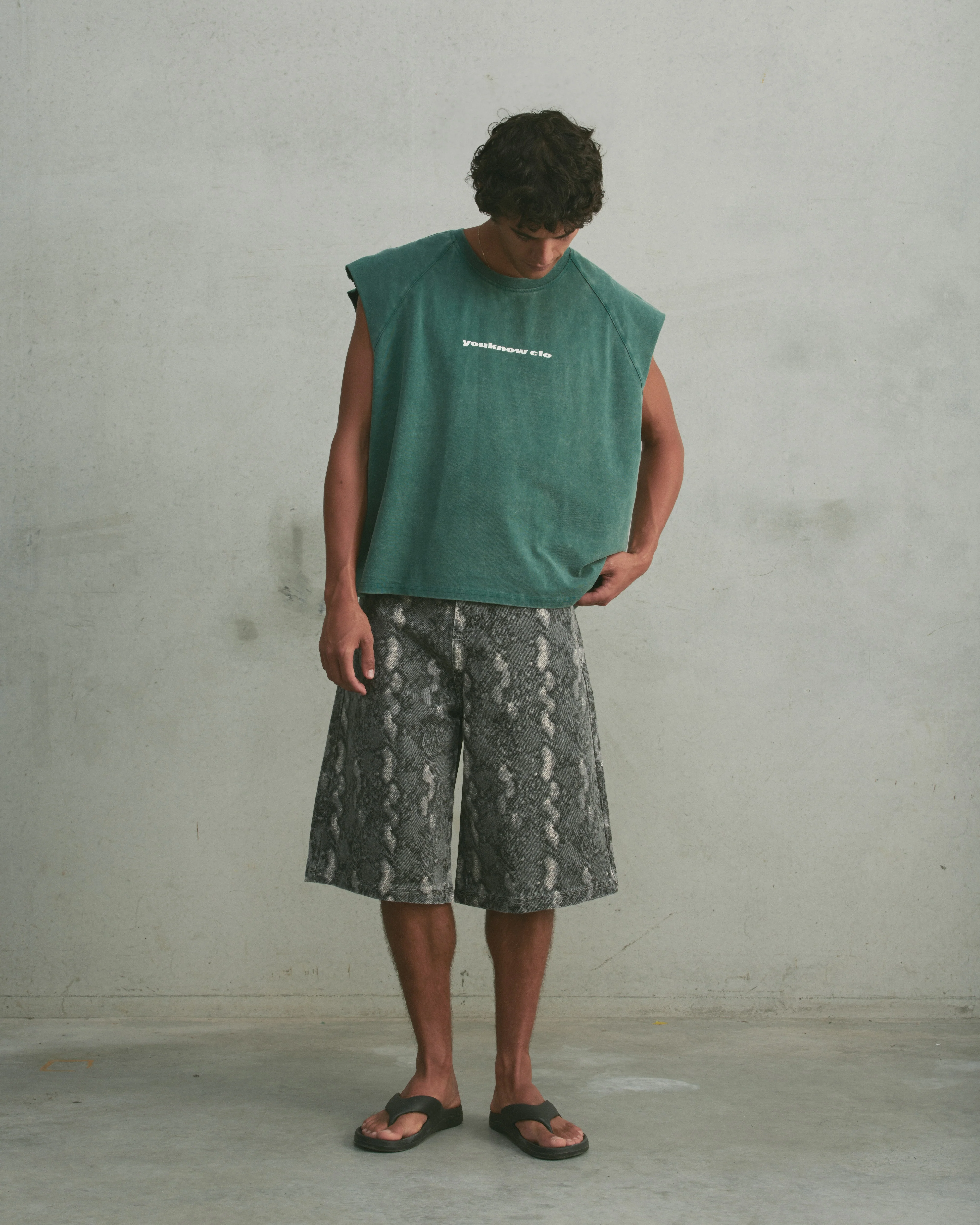 Oversized Raglan Tank | Washed Green - Image 5