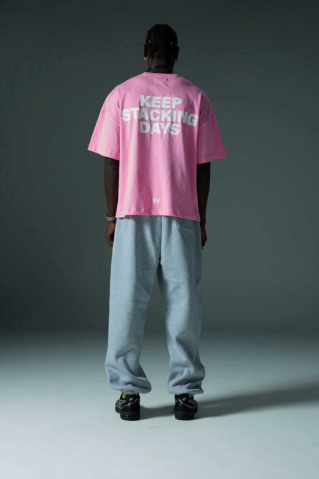 YK Move Stacking Days Tee | Pink - Image 4