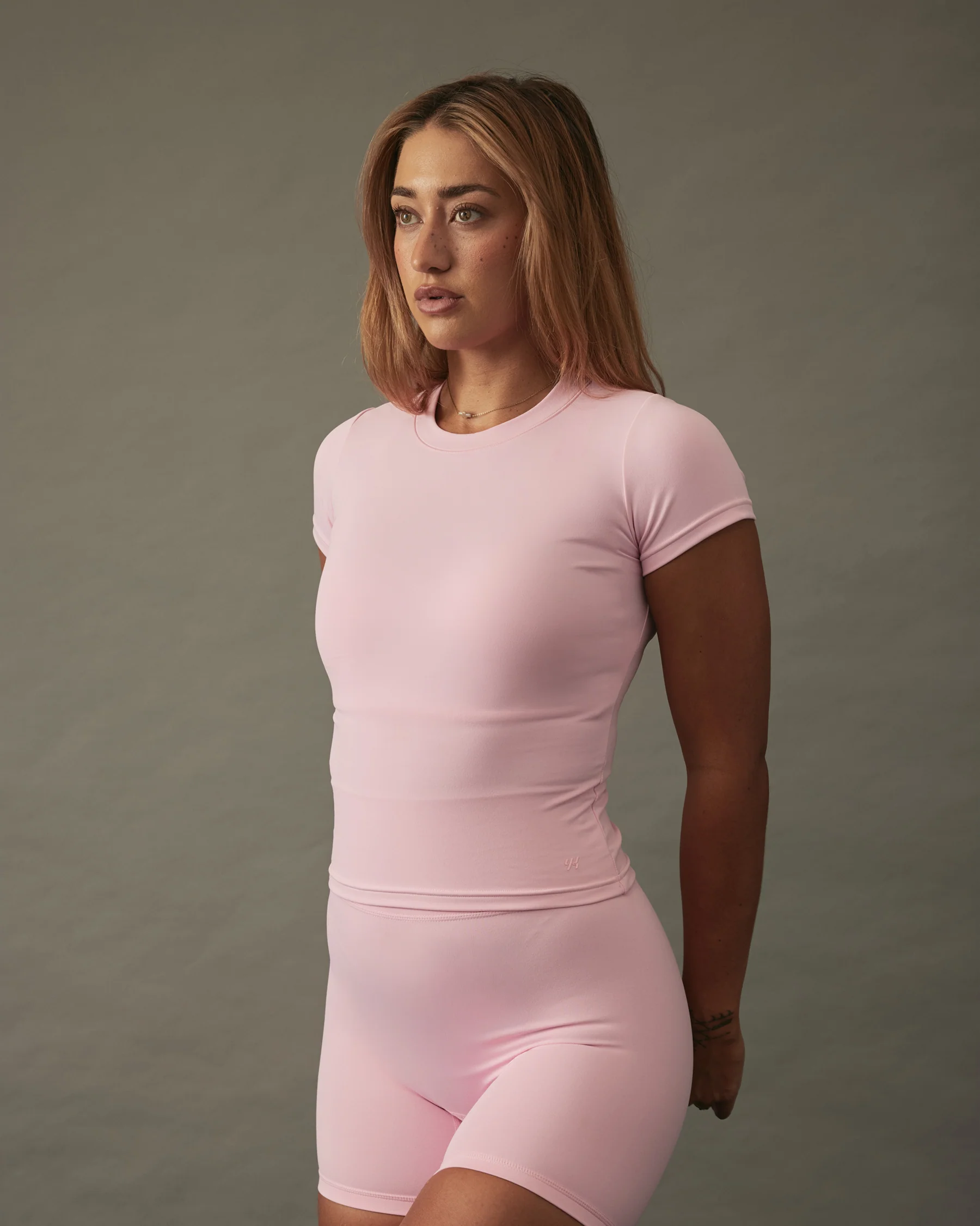 YK Move Cloud Short Sleeve | Blush - Image 4