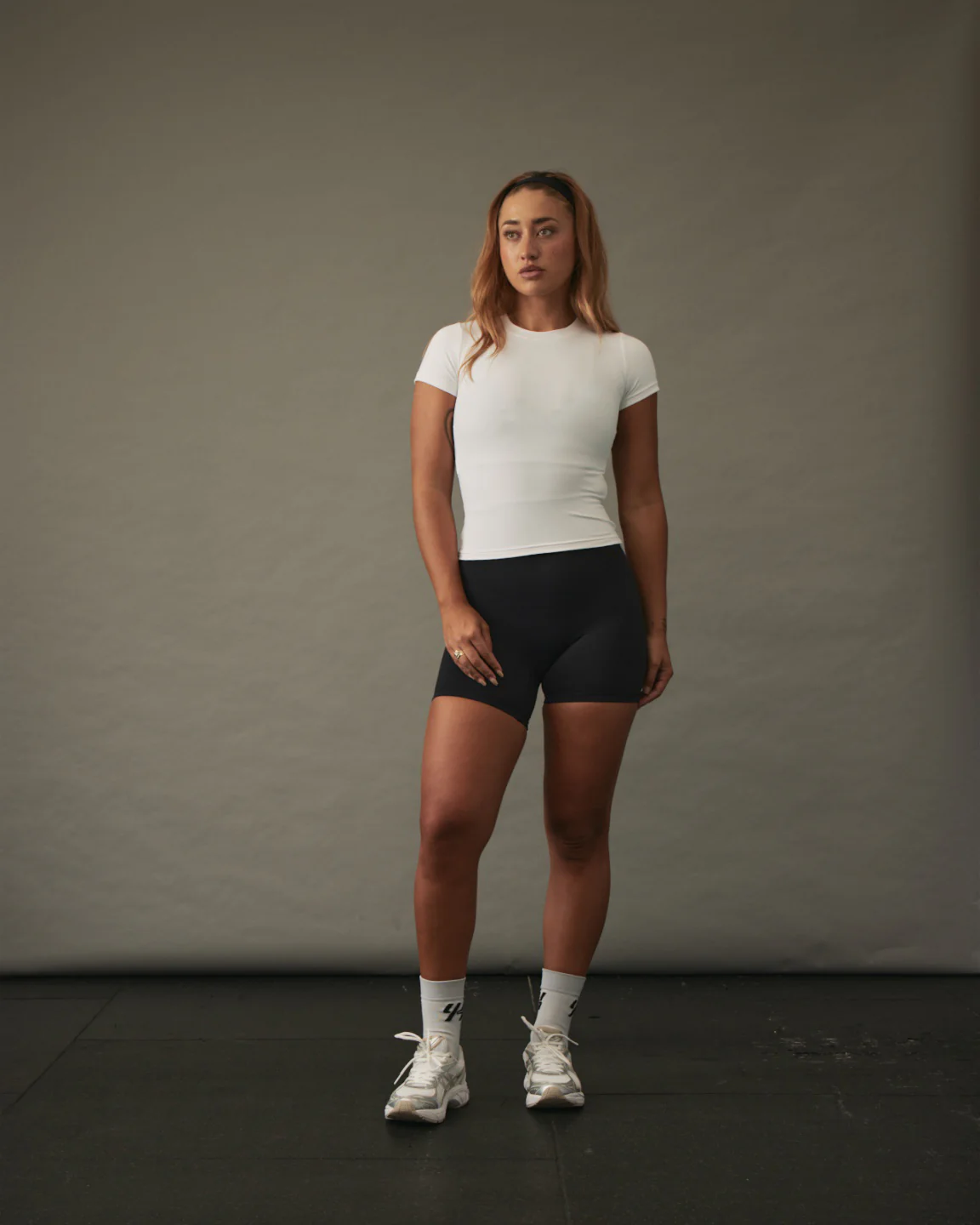 YK Move Cloud Short Sleeve | White - Image 3