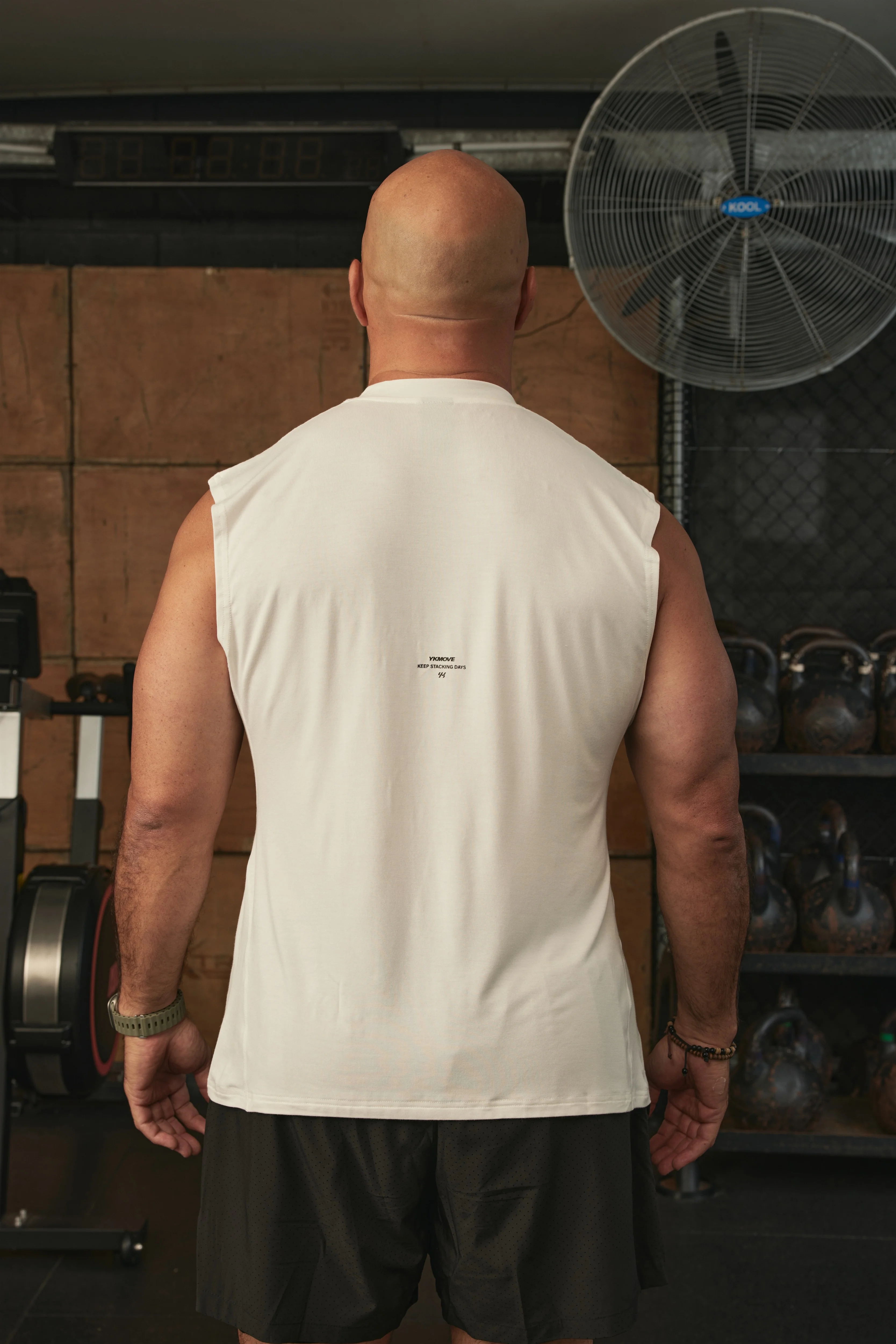 YK Move Flow Tank | White - Image 4