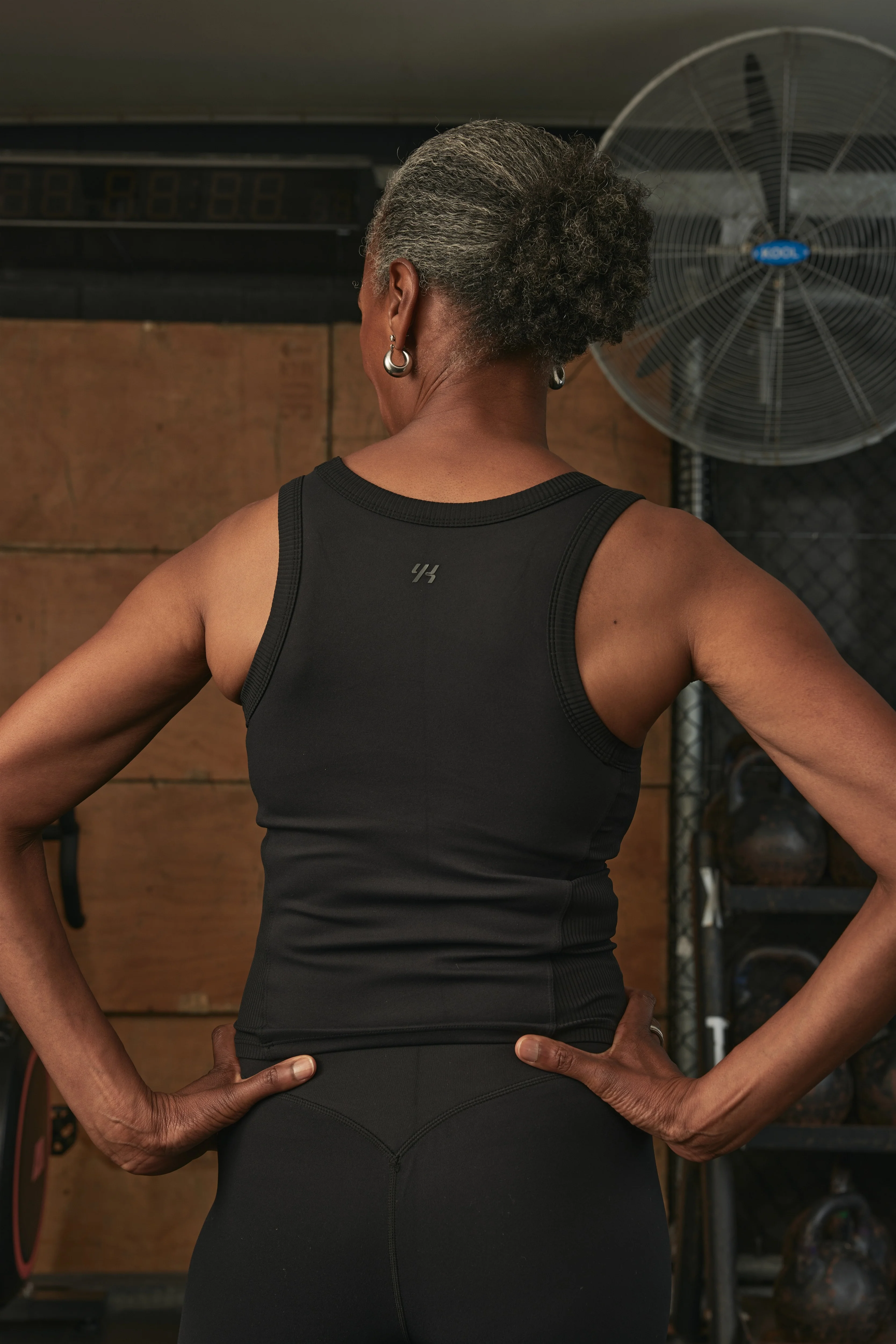 YK Move Ribbed Panel Tank | Black - Image 6